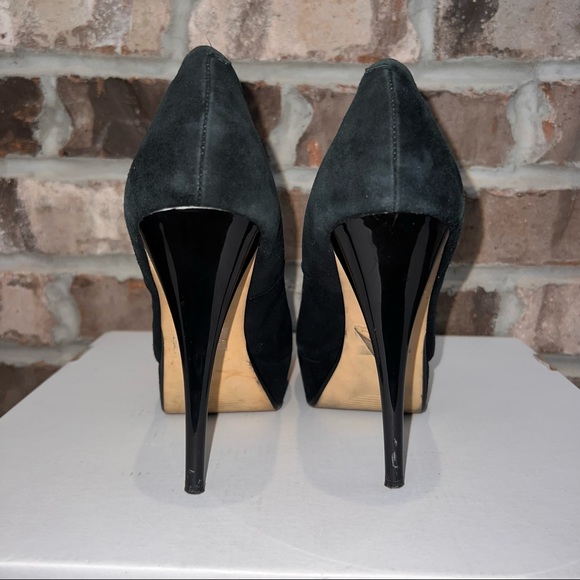 5in Black Heels - Picture 4 of 10